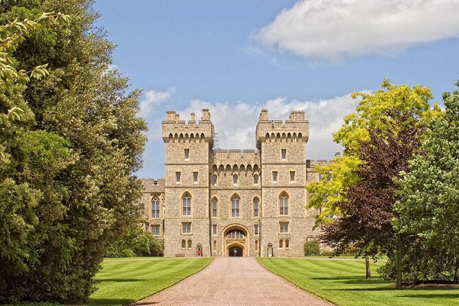 Luxury Private Vehicle Day Hire from & to London via Stonehenge & Windsor Castle - Windsor Castle from midday into the afternoon