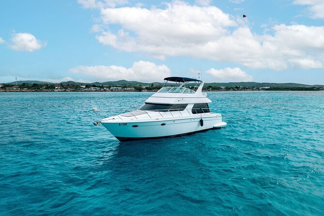 Luxury Private Yacht Charter Aruba - Eden Luca Yachts - Snorkeling, Swimming, and the Floating Mat