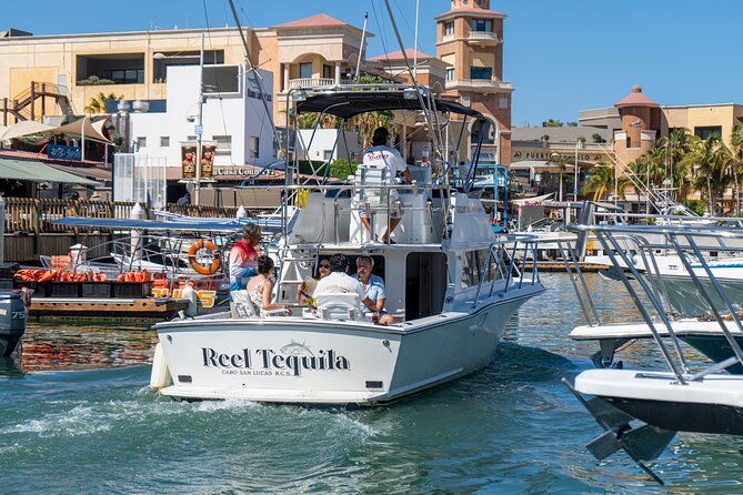 Luxury Private Yacht Charter in Cabo San Lucas Mexico - Key points at a glance
