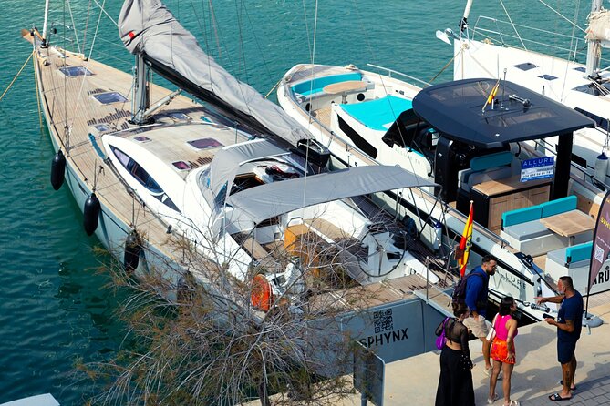 Luxury Private Yacht Sailing Tours in Barcelona - Key points to know before sailing