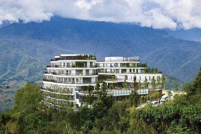 LUXURY SAPA TOUR 2D1N -Stay At 5 Star Hotel-Transfer by sleep bus - The real shape of this two-day Sapa trip