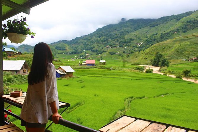 LUXURY SAPA TOUR 2D1N -Stay At 5 Star Hotel-Transfer by sleep bus - Arriving near Sapa Market around midday