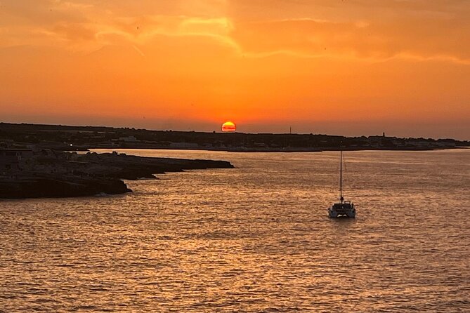 Luxury Shared Boat Tour in Polignano a Mare with Local Aperitif - Grotta Azzurra and the return route