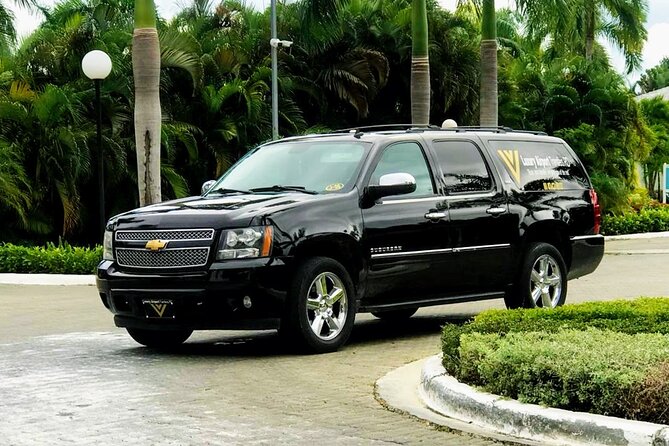 Luxury Suburban Airport Transfer – Premium Service in Punta Cana - The 25 to 40 minute route to your resort