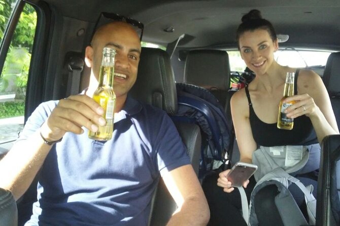 Luxury SUV arrivals from Cancun Airport one way - What the ride is like from curb to hotel
