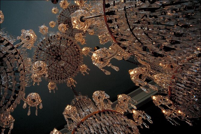 Luxury Tour Of Waterford Crystal & Kilkenny City Tour - Key points at a glance
