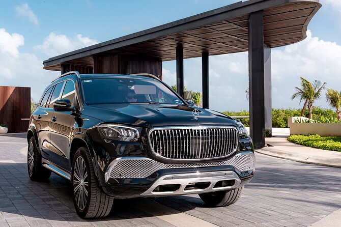 Luxury Transfers in a Mercedes Maybach GLS 600 - The handoff from representative to driver