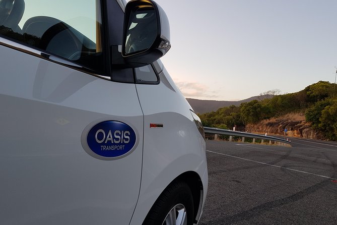 Luxury Van, Private Transfer, Cairns Airport - Port Douglas. - Finding your driver after a domestic arrival