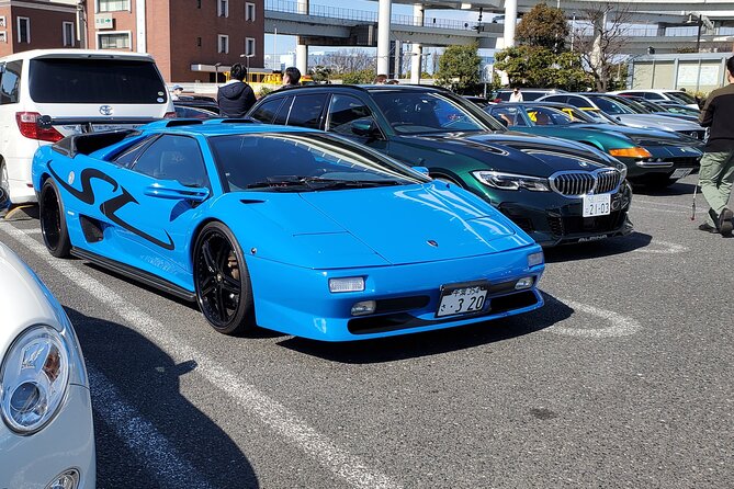 Luxury van Ride to famous car meet up spot Daikoku - The ride through elevated Tokyo