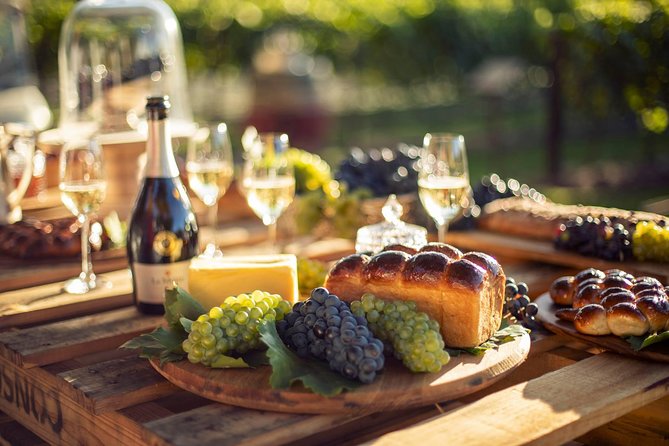 Luxury Wine Tour with Lunch - What the $215.74 price includes