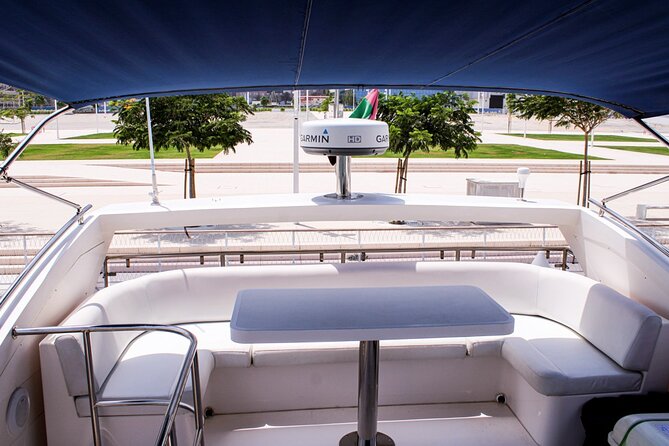 Luxury Yacht Dubai - Book 56 ft Yacht Cruise up to 24 people - Burj Al Arab photo stop