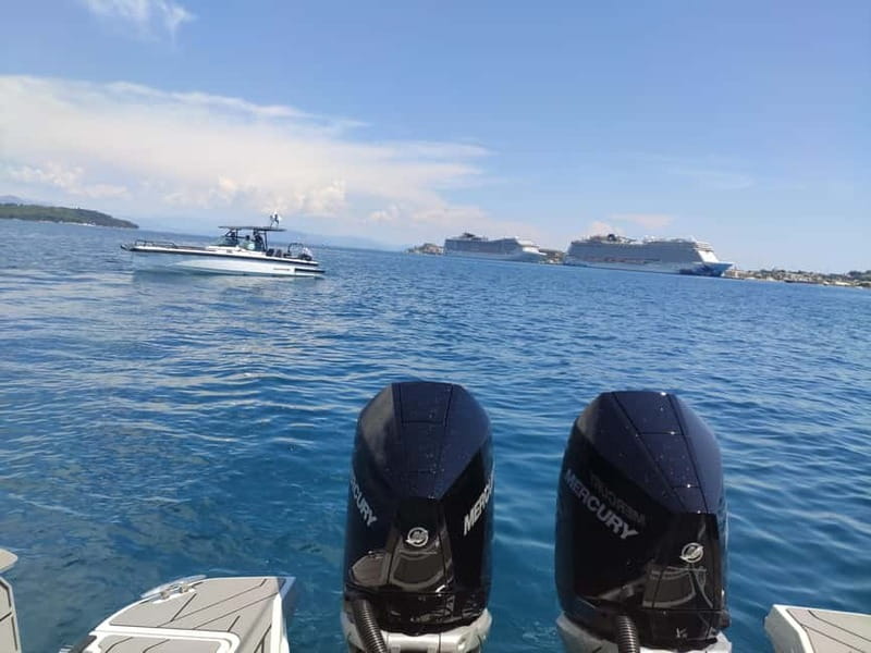 Luxury Yacht Experience Semi-Private North East - Key points at a glance