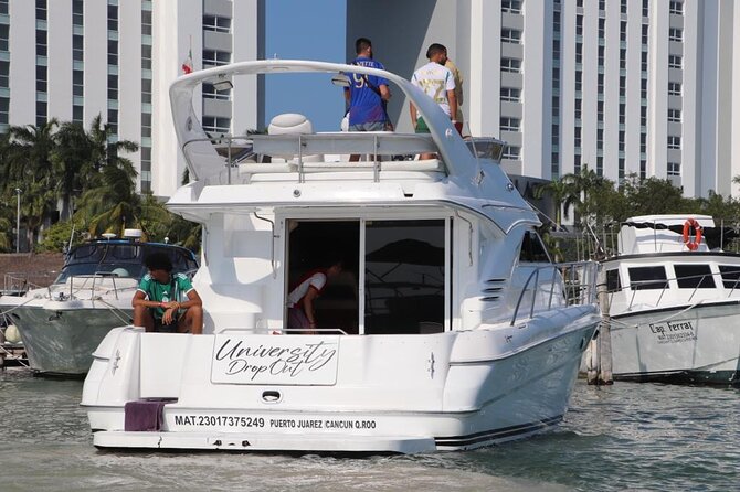 Luxury Yacht in Paradise and snorkel by Isla Mujeres - Cruising Cancún’s bay, lagoon, and shoreline