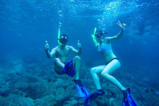 Luxury Yacht & Snorkel with All inclusive Open bar and lunch - Setting sail from Puerto Mágico at 8 a.m.