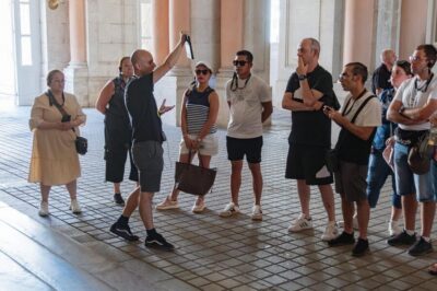 Royal Palace VIP Tour with Skip-the-Line Ticket