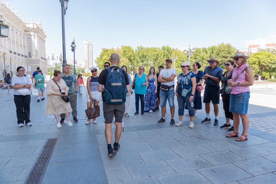 Madrid: Royal Palace VIP Tour with Skip-the-Line Ticket - The rooftop view and what to expect from the route