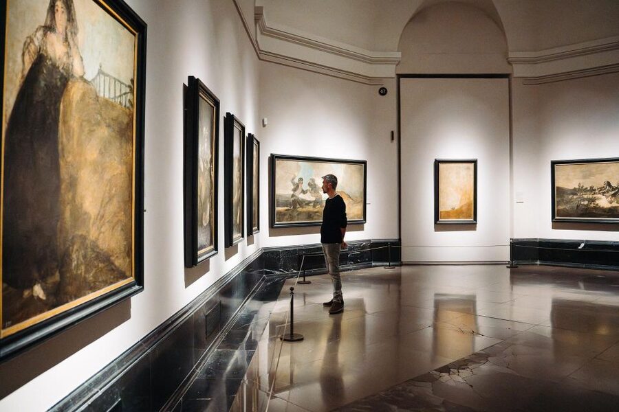 Madrid: VIP Prado Exclusive Pre Opening Museum Tour - Practical details that affect your morning