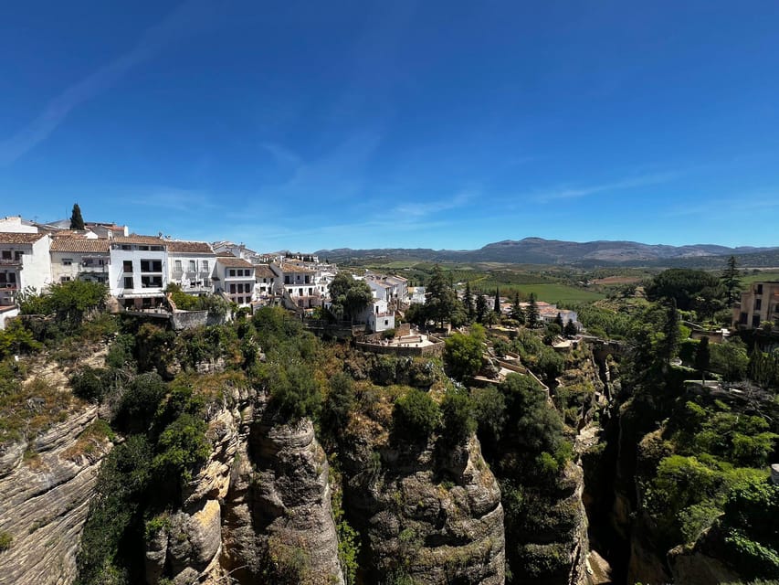 Marbella/Estep. Private VIP-Tour Ronda incl. Tapas & Drinks - The Plaza de Toros, an optional stop
