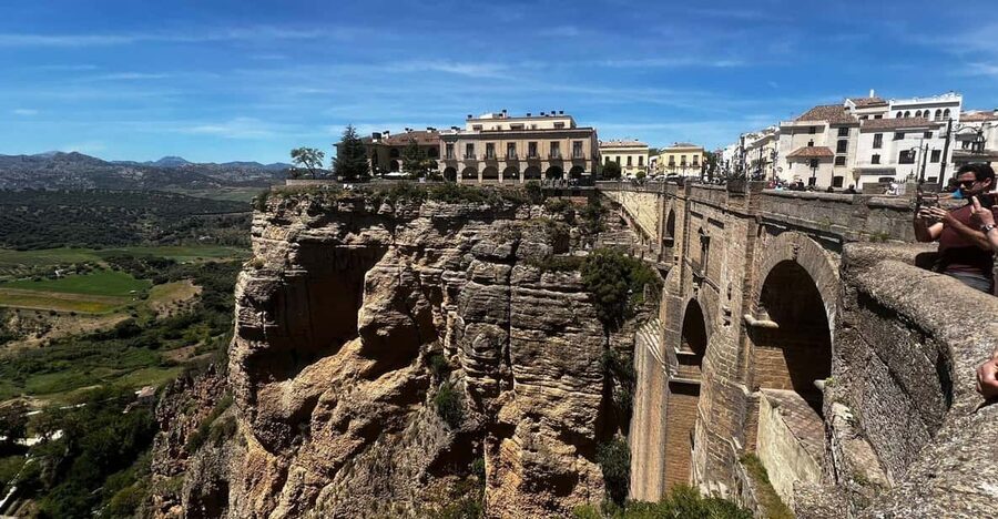 Marbella/Estep. Private VIP-Tour Ronda incl. Tapas & Drinks - Who will get the most from this six-hour outing