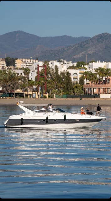Marbella: Puerto Banús 2-hour luxury catamaran - The coastal cruise and the view from the water