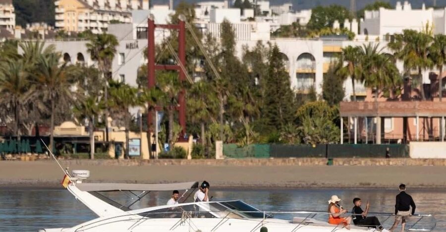 Marbella: Puerto Banús 2-hour luxury catamaran - Meeting at dock number 5 beside Michael Kors