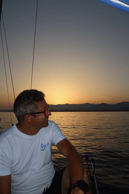 Marbella: Sunset Luxury Sailing Cruise in Puerto Banús - The Puerto Banús photo stop