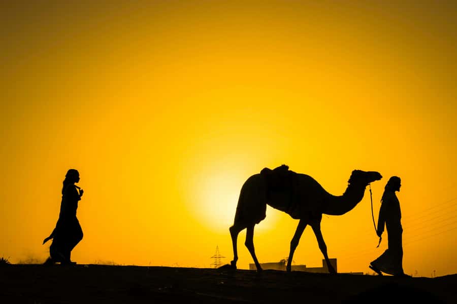 Marrakech : Agafay Desert Sunset Camel Ride & Luxury Dinner - Reaching the Agafay Desert from Marrakech
