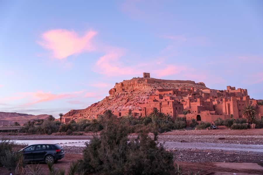 Marrakech: Luxury day trip to Ait benhaddou with a group - Lunch with a view, but check the timing