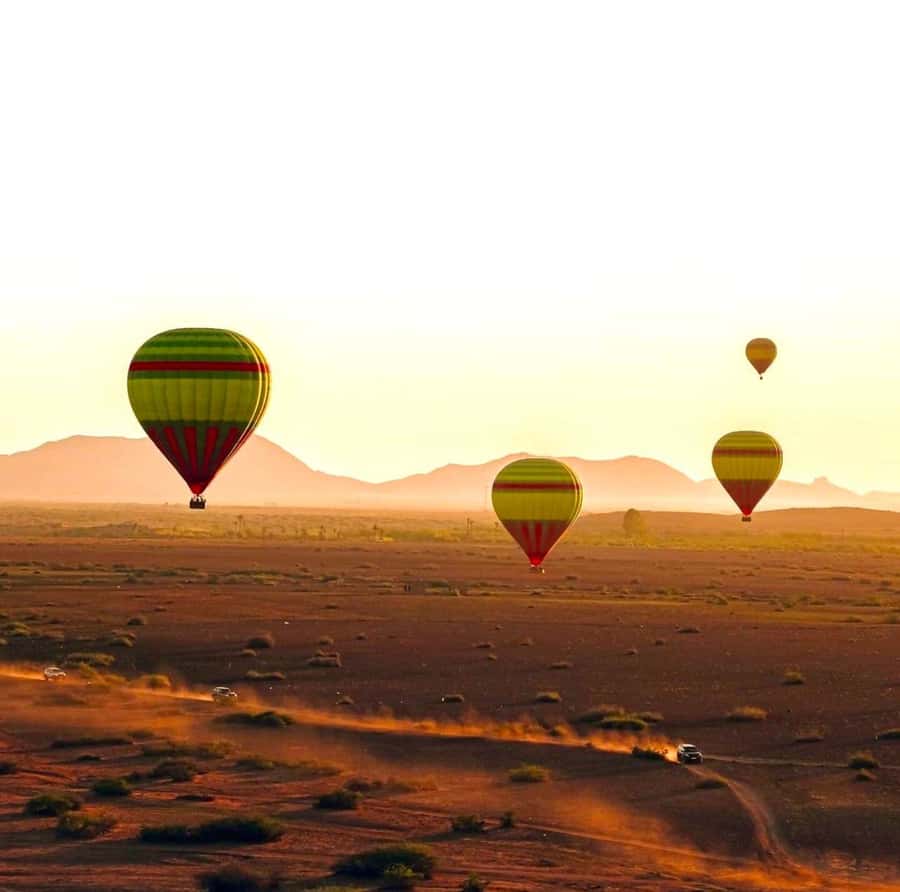 Marrakech: VIP Flight with Private Section in Shared Balloon - Watching the balloon take shape