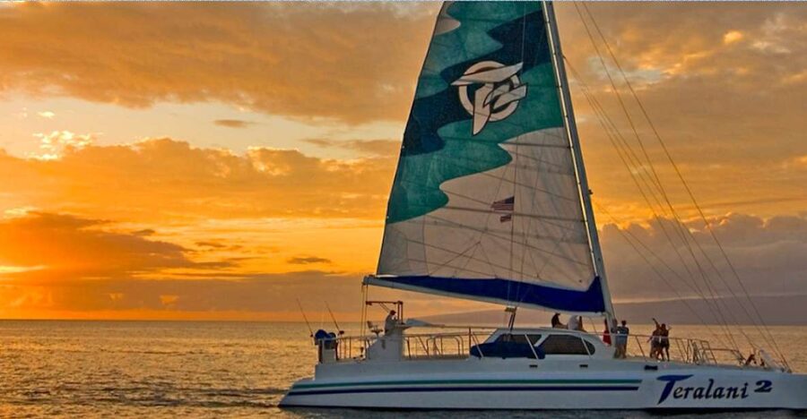 Maui: Ka'anapali Luxury Sunset Cocktail Sail with Open Bar - The two-hour route is built around sunset