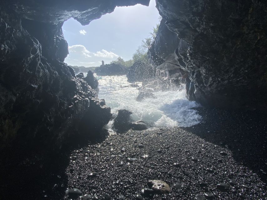 Maui: Road to Hana Private Adventure Tour with Luxury SUV - Pua’a Ka’a Falls, Waikani Falls, and the Painted Forest