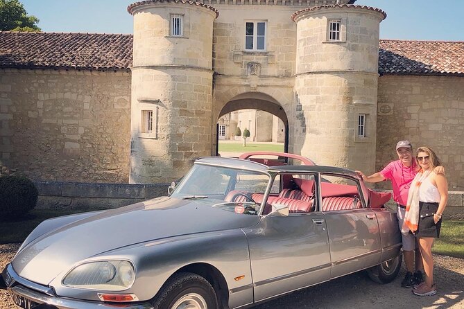 Médoc luxury wine tour aboard a Citroën DS Limousine Convertible - Saint-Julien and the grand château roads