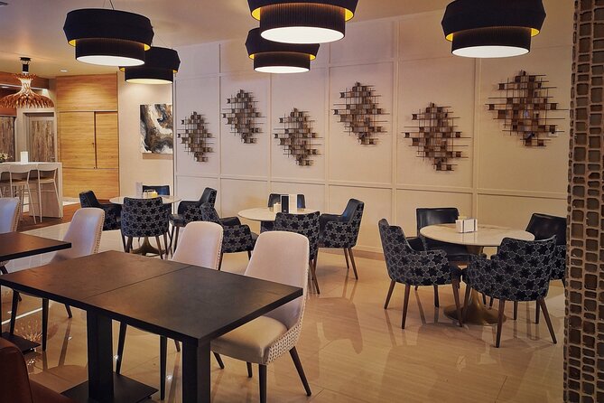 Mera VIP Lounge at Cancun International Airport - Who will get the best value from this lounge?