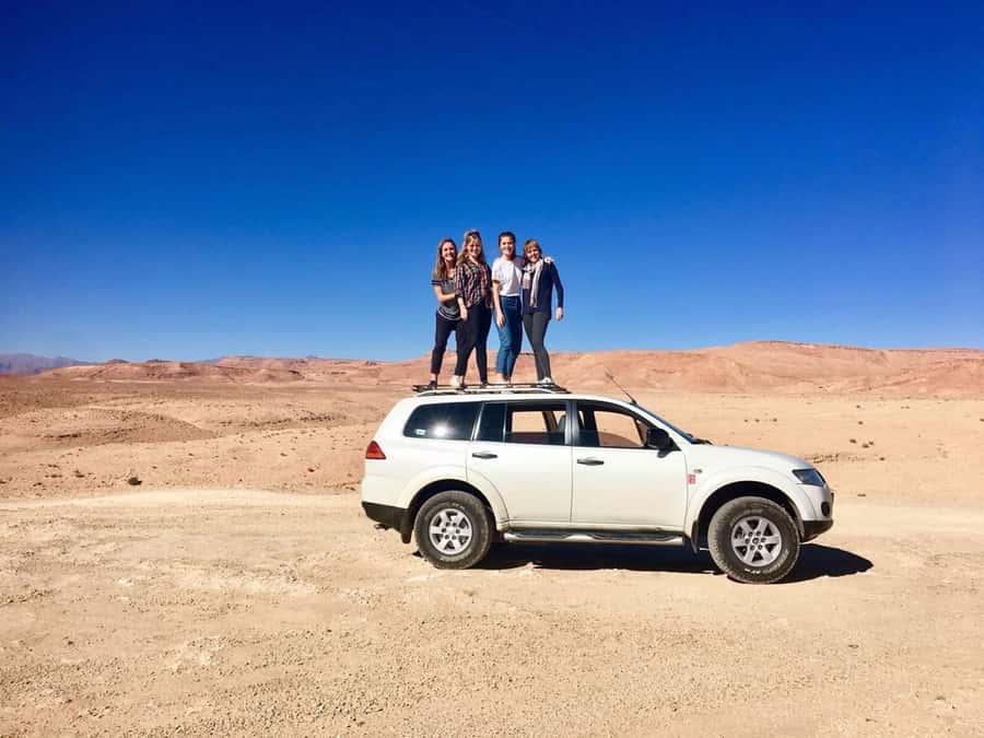 Merzouga: Overnight in Luxury camp with camels dinner - Sunrise, breakfast, and the journey back