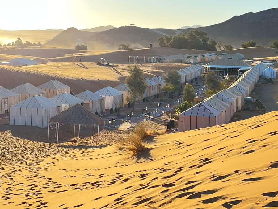 Merzouga: Overnight in Luxury camp with camels dinner - Starting from Merzouga and reaching the dunes