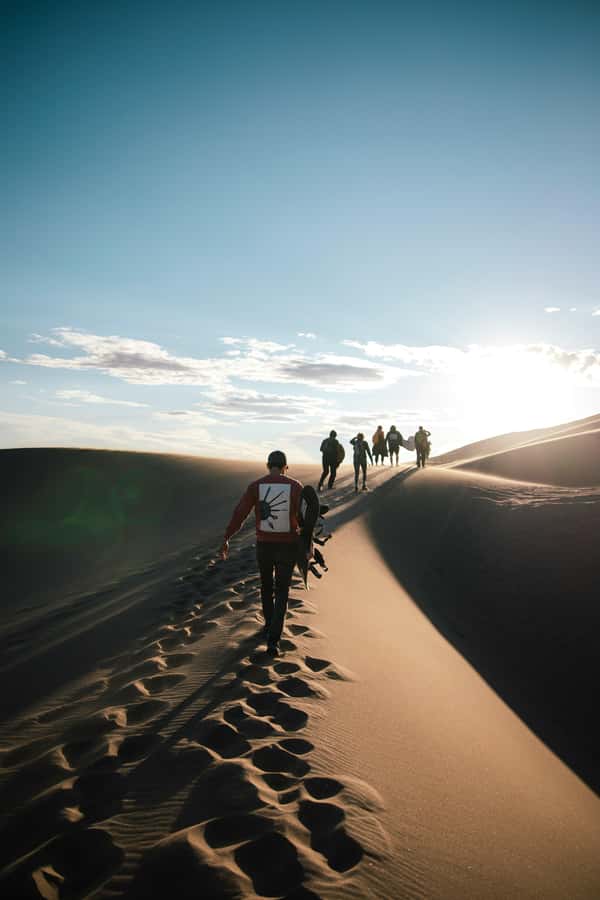 Merzouga: Overnight Stay in Luxury Desert Tent with Dinner - Who will enjoy this desert night most