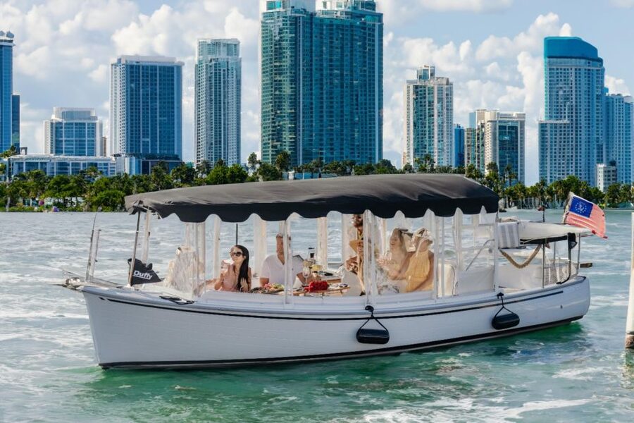 Miami: Luxury E-Boat Cruise with Wine and Charcuterie Board - Meeting the boat at Chamonix Marina