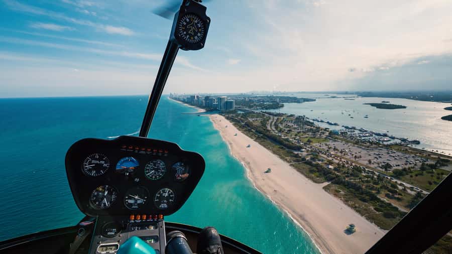 Miami: Luxury Private Helicopter Tour - From Tahiti Beach to Coconut Grove