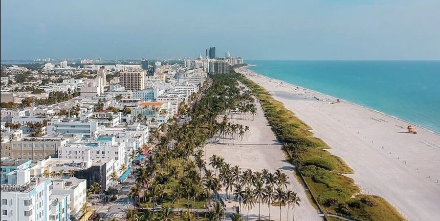 Miami: Private Luxury Airplane Tour with Champagne - Key Biscayne, Fisher Island, and Miami Beach