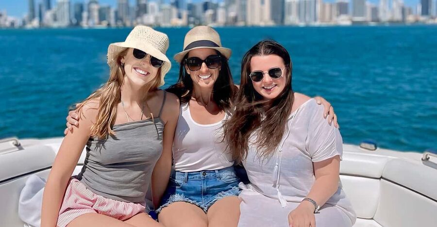 Miami: Private Luxury Boat Charter with a Captain - The two-hour Miami highlights route