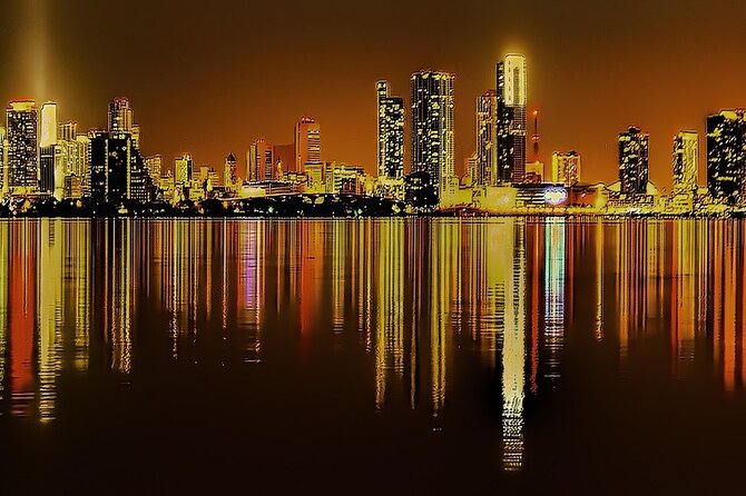 Miami Sightseeing Cruise on a Luxury Yacht - Leaving downtown for Biscayne Bay