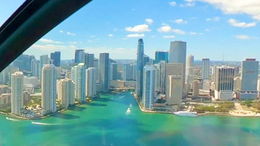 Miami & South Beach: 35-Minute Private Luxury Airplane Tour - Why the small Cessna changes the experience