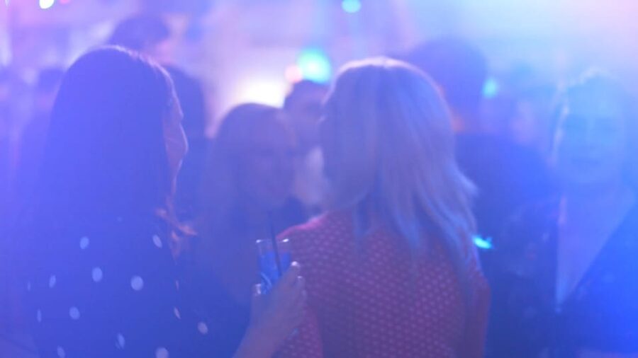 Milan: Ultimate Bar Crawl with Shots and VIP Club Access - Corso Como may mean a €2 metro ride