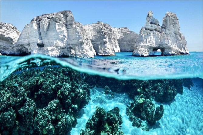 ❖ Milos: Luxury Private Cruise—Kleftiko Sarakiniko Poliegos - The South Cruise: Kleftiko and the island’s dramatic coast