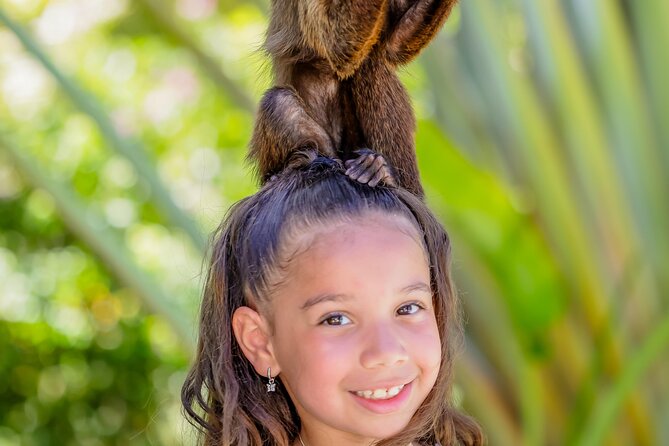 Monkey House VIP Experience with 4 species of monkeys, Punta Cana - The photo session is the biggest financial catch