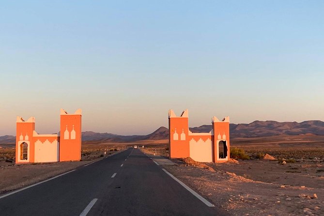 Moroccan Desert 3-Day Luxury Tour from Marrakech - Guides, vehicles, and group size