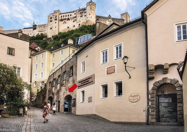 Mozart Concert and Dinner or VIP Dinner at Fortress Salzburg with River Cruise - Standard dinner or VIP dinner?