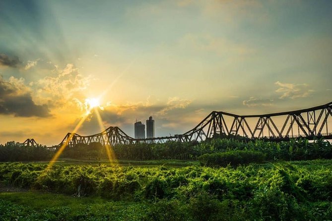 My Way Travel - Luxury Tailormade tour to Indochina - Guides, Vehicles, and Personal Attention