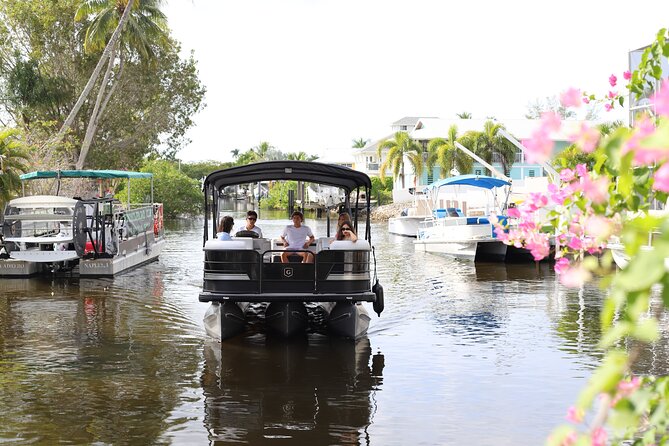 NAPLES TO KEEWAYDIN: your luxury water shuttle with all amenities - The beach gear saves you packing space