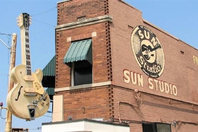 Nashville to Memphis Daytrip with Graceland VIP Tour and Sun Studio Admission - What the $379.62 price really covers
